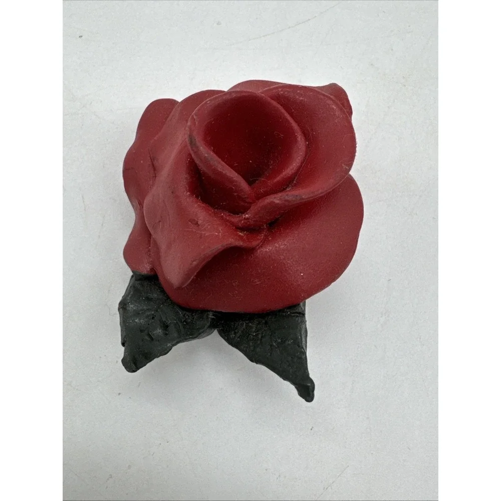 Vtg‎ Brooch-Red Rose-Estate 1960s - Picture 2 of 3